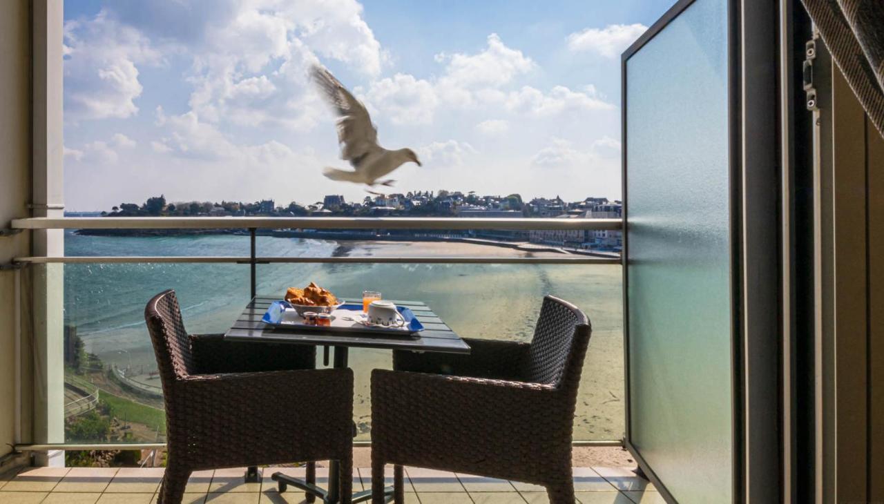 Le Crystal Dinard Plage Exterior photo