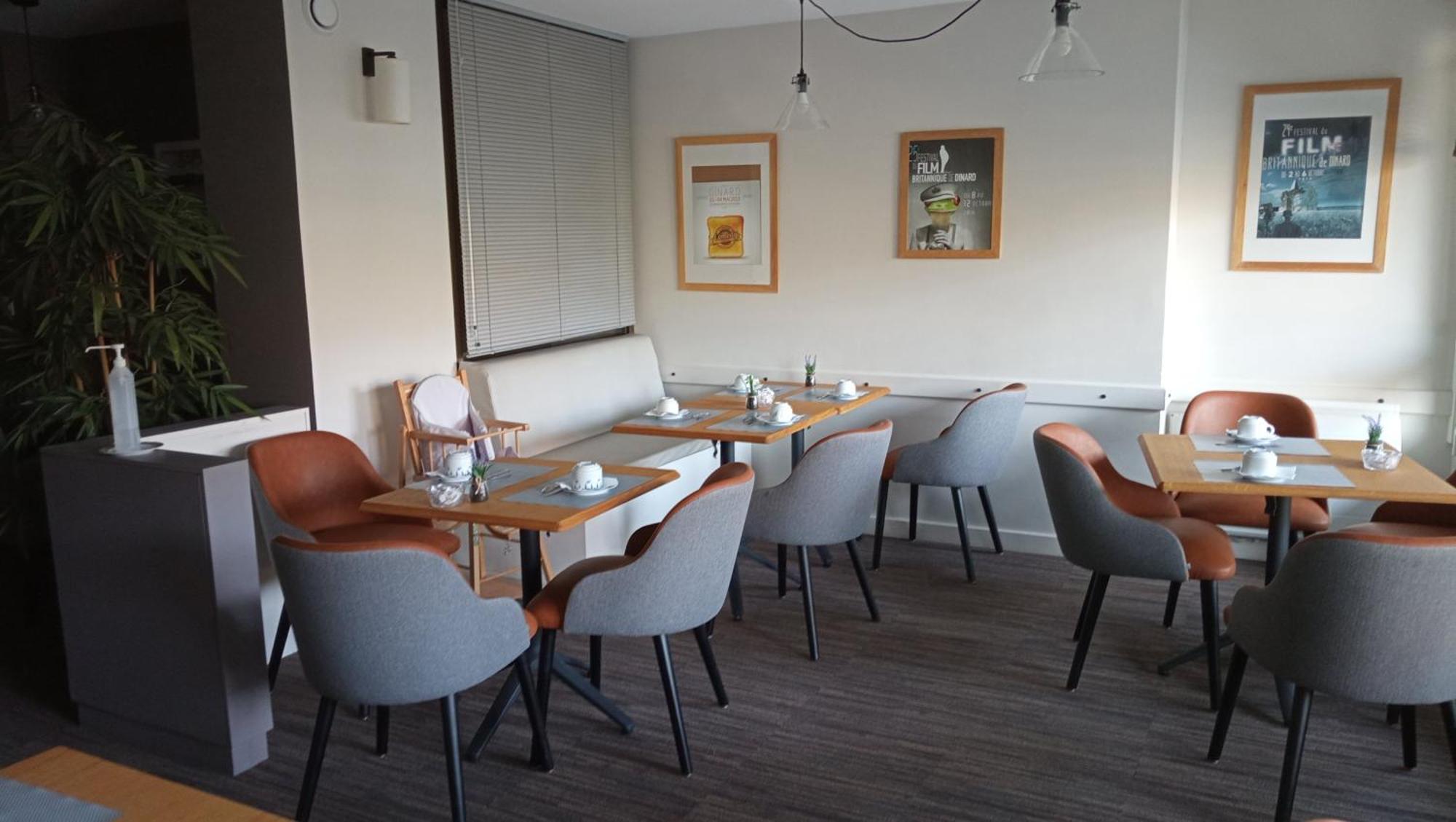 Le Crystal Dinard Plage Exterior photo